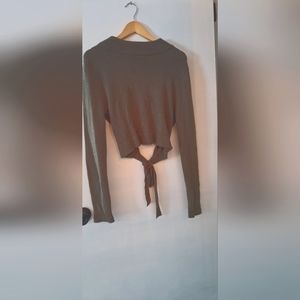 SOLD (Olive Green Backless Sweater)